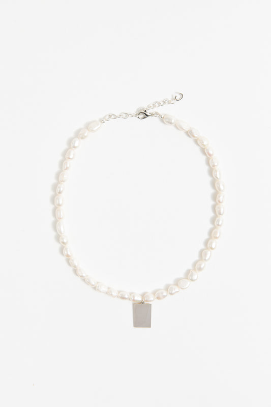 The cloud pearl necklace