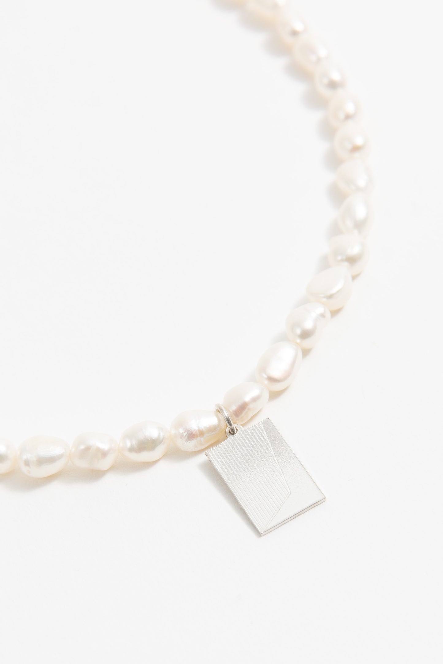 The cloud pearl necklace