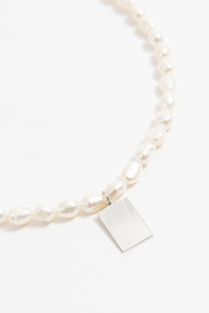 The cloud pearl necklace