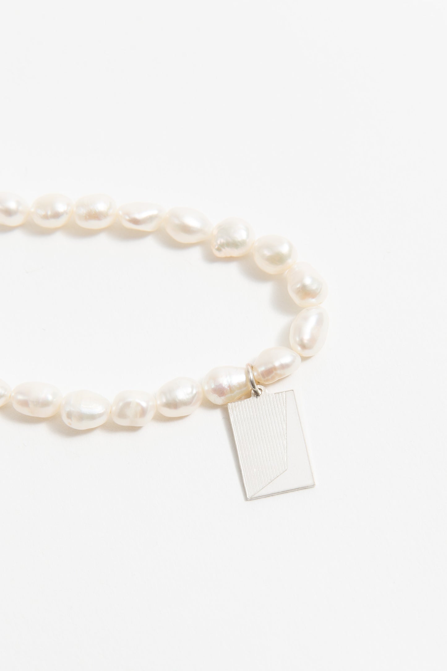 The cloud pearl necklace