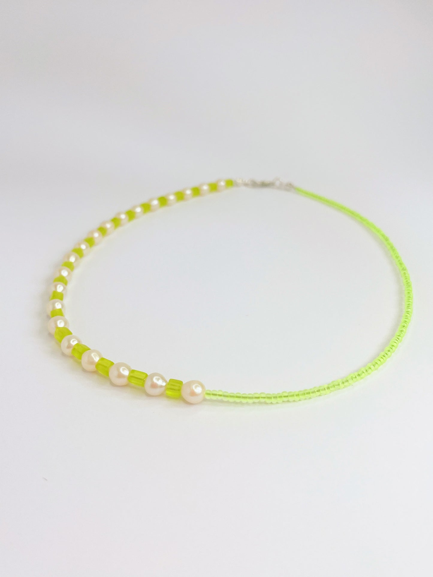 The lime necklace