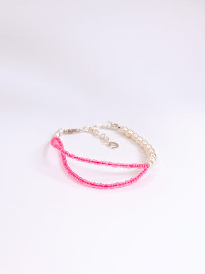 Neon pearl bracelet