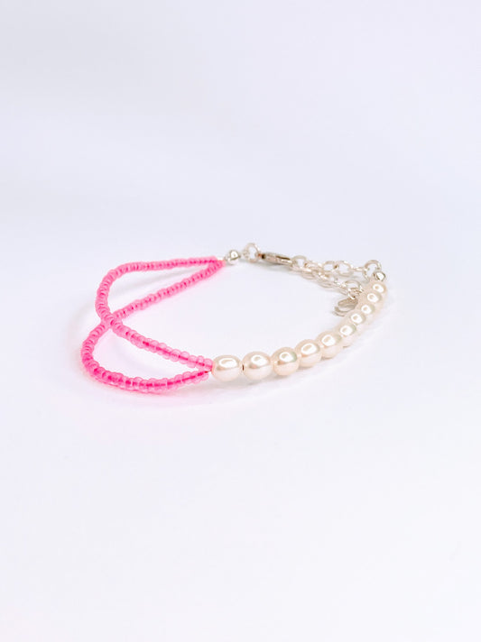 Neon pearl bracelet